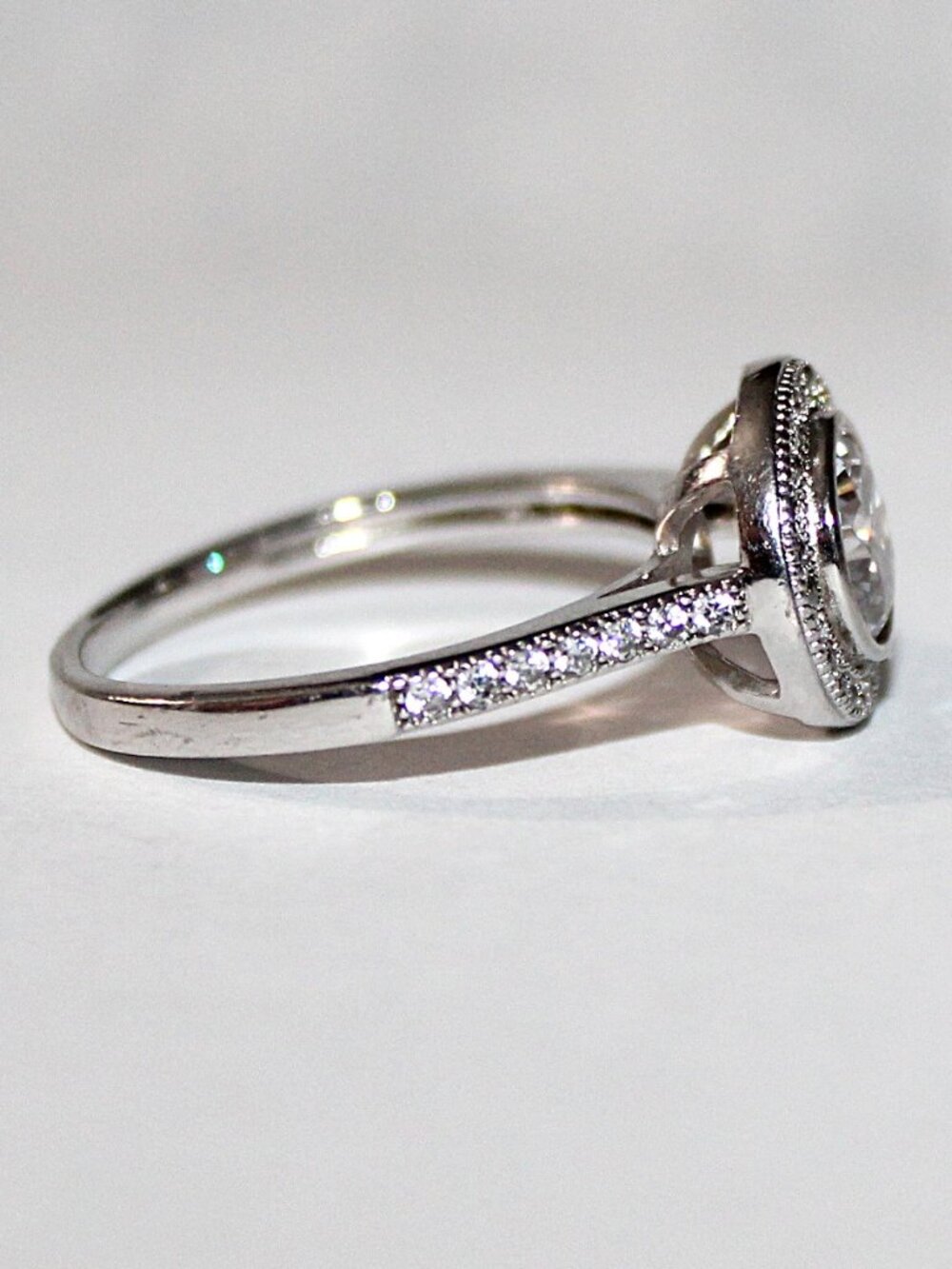 Sterling Silver Cubic Zirconia Ring SZ 8.25 - Picture 4 of 7